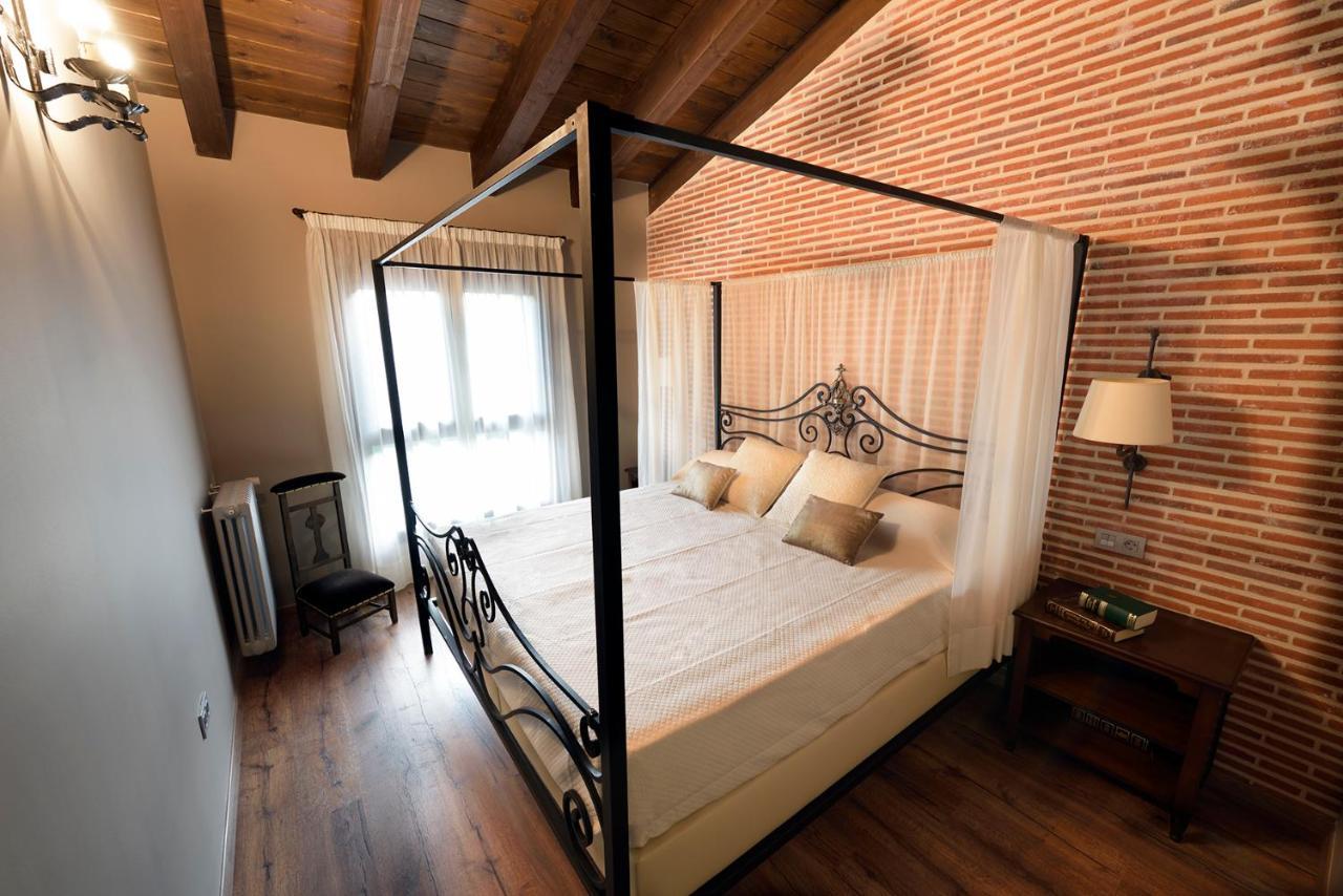 Casa Rural La Puerta Del Rio Lobos San Leonardo de Yagüe 외부 사진